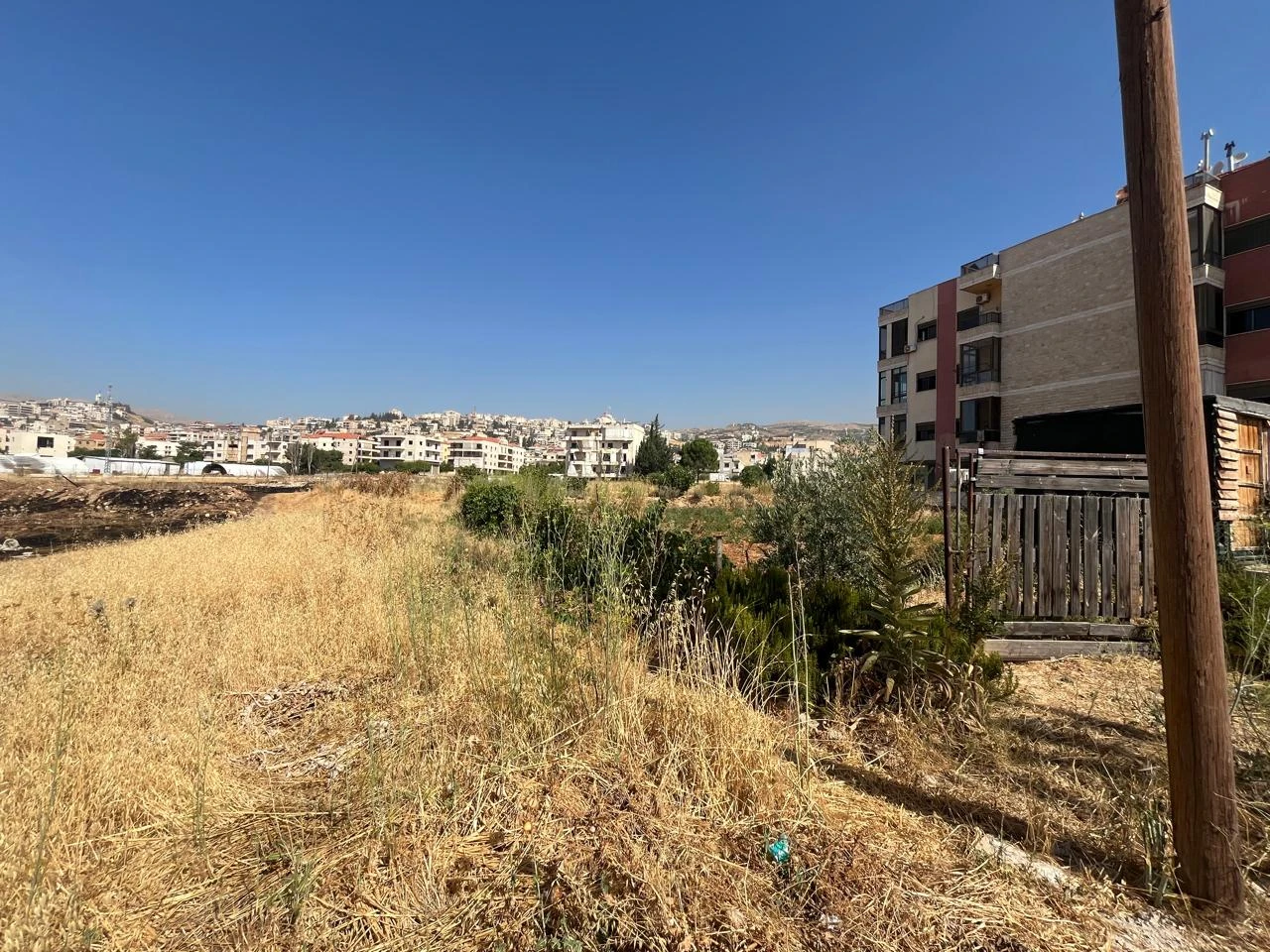 Maalaka aradi land 832 sqm close to the highway