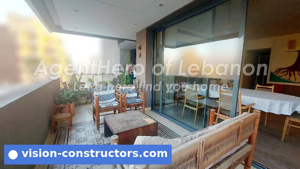 Apartment Stylish Apt With Balcony and Open View for rent in Achrafieh