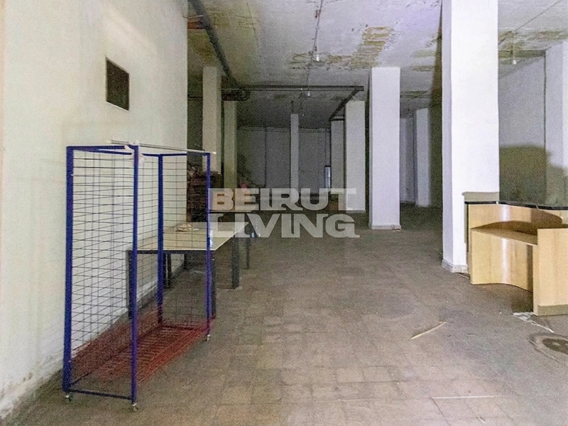 Huge Warehouse | Industrial Ceiling for rent in Achrafieh – Achrafieh, Beirut