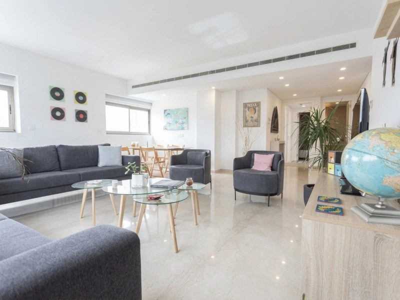 Apartment Modern Property | Pool - Gym | Sea View for sale in Achrafieh – Achrafieh, Beirut