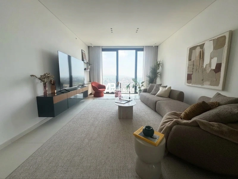 Apartment for Sale in Acharfieh - شقة للبيع في الأشرفية in Achrafieh – Achrafieh, Beirut
