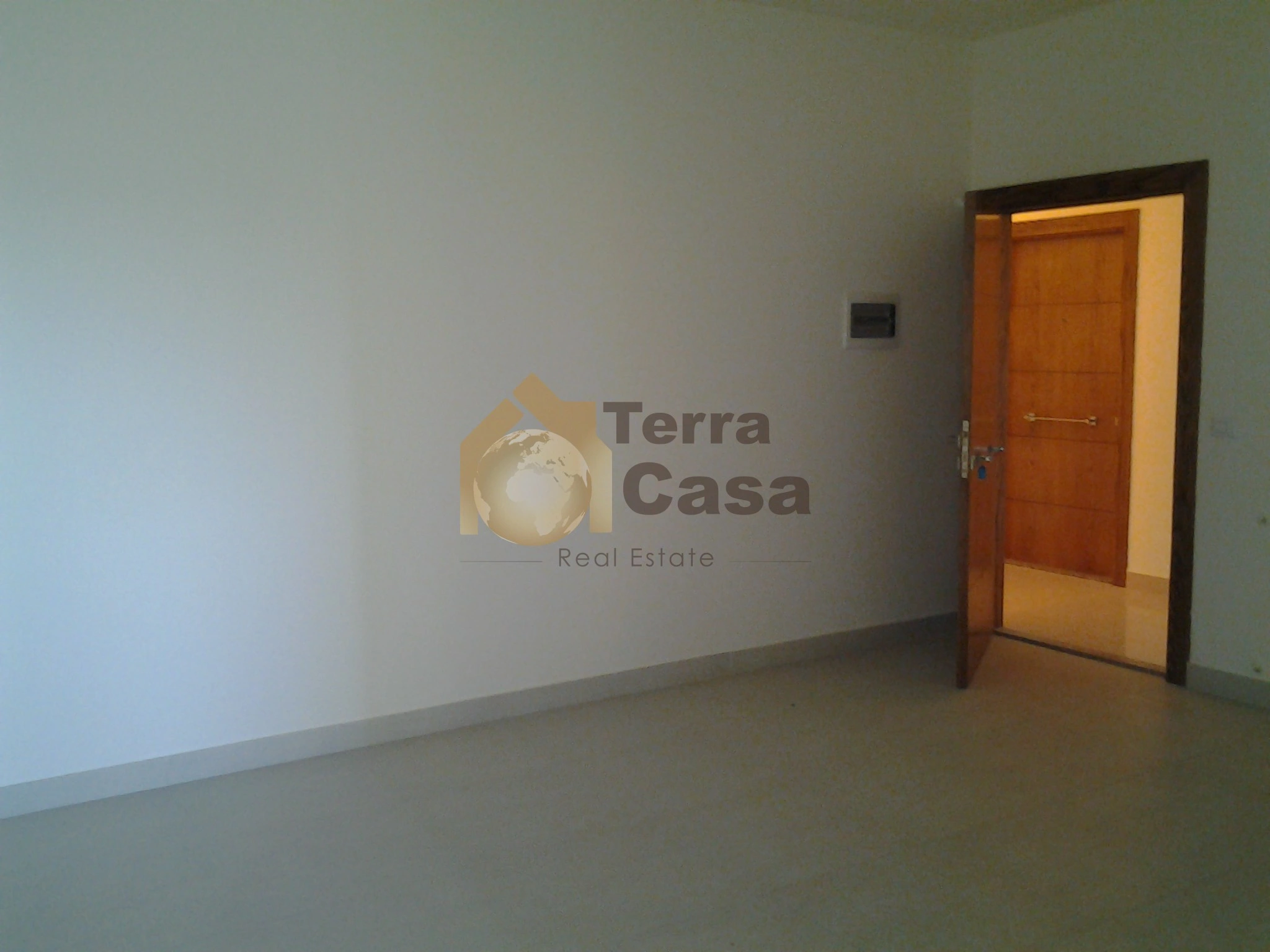 Haouch el omara office 75 sqm for rent prime location – Haouch El Omara, Zahleh