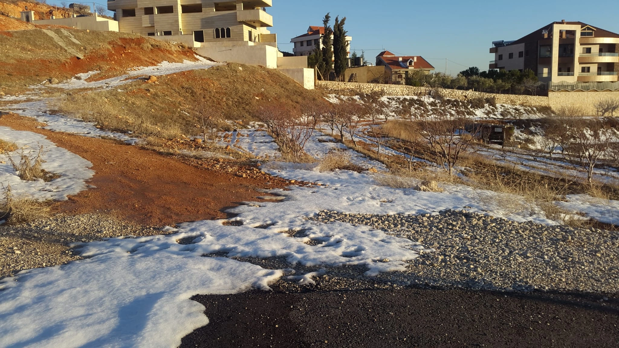 Zahle dhour land 1,498 sqm for sale – Dhour, Zahleh