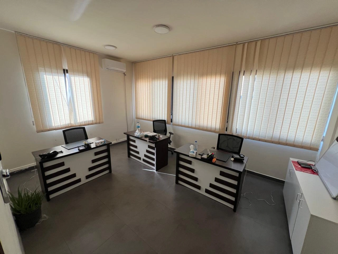 Office for rent in furn el chebbak – baabda – Furn El Chebbak, Baabda