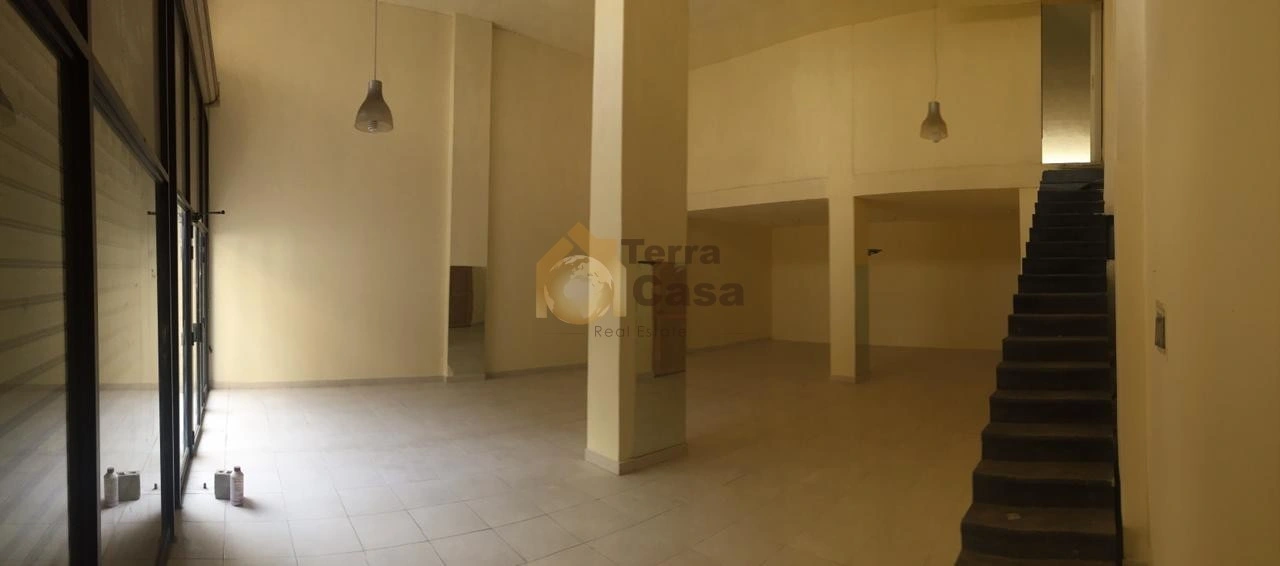 Haouch el omara shop 2 facades, 2 floors for rent nice location – Haouch El Omara, Zahleh