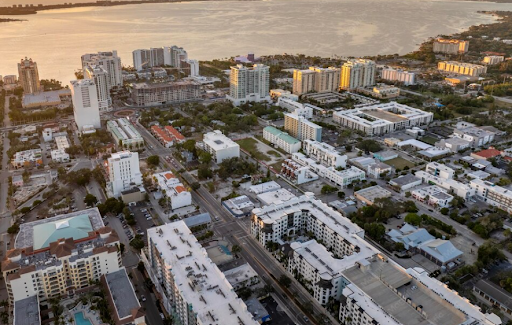 How First-Time Buyers Can Make Smarter Real Estate Decisions