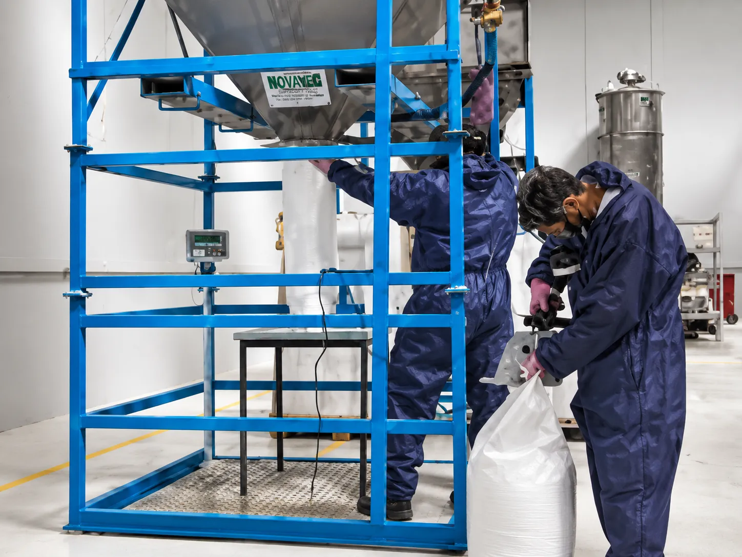 Why Choose a Chemical Packaging Service for Safer Chemical Storage and Transport?