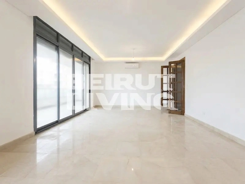 Apartment Spacious Flat | Great Location for sale in Ain Al Mraiseh – Ain Al Mraiseh, Beirut